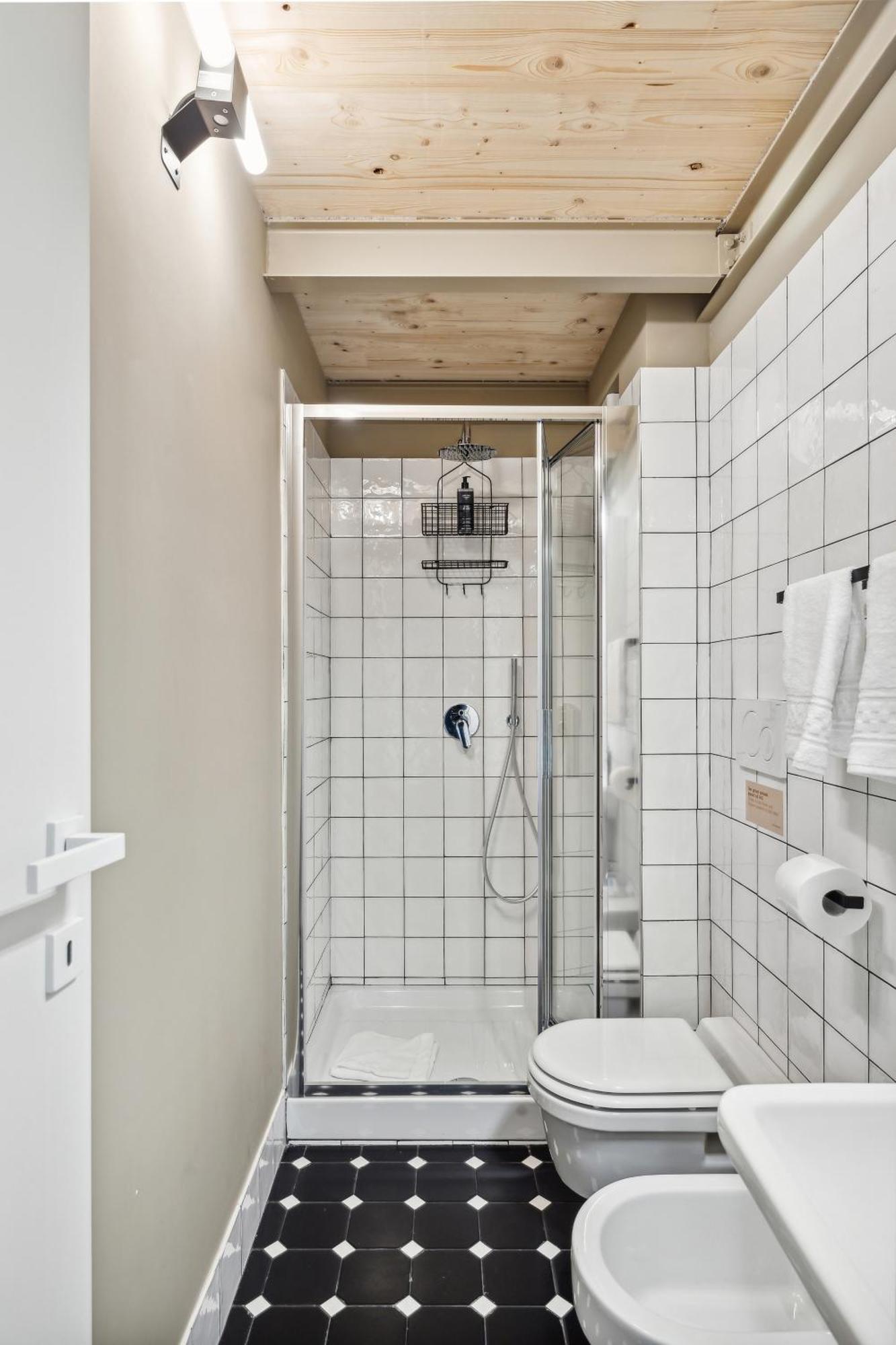 Limehome Rome Via Fortebraccio الغرفة الصورة